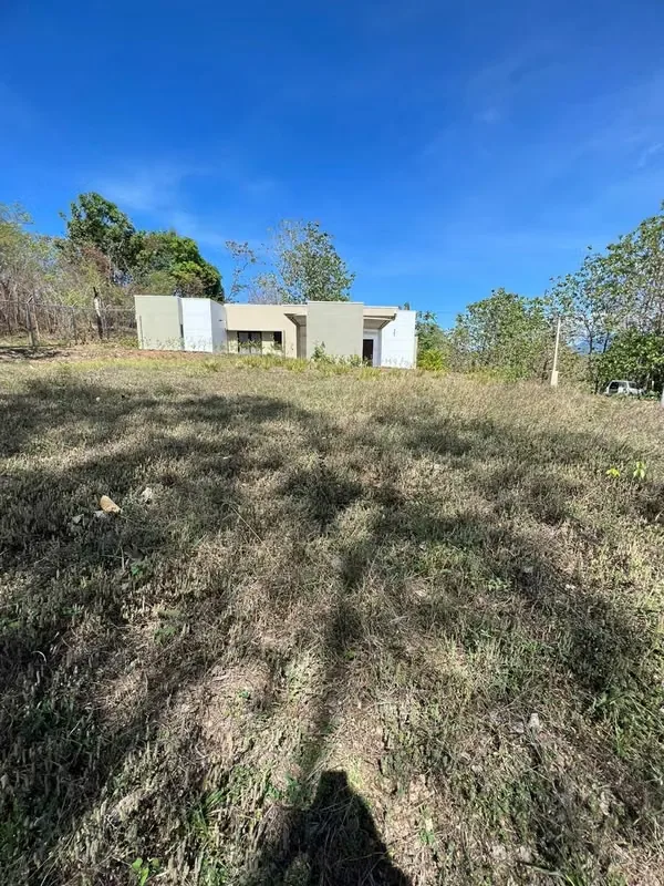 Lote en Condominio Don Jesús. Titulado, con disponibilidad de luz y agua. Cerca de escuelas, colegios, supermercados. Cuenta con cerca perimetral. — photo 4