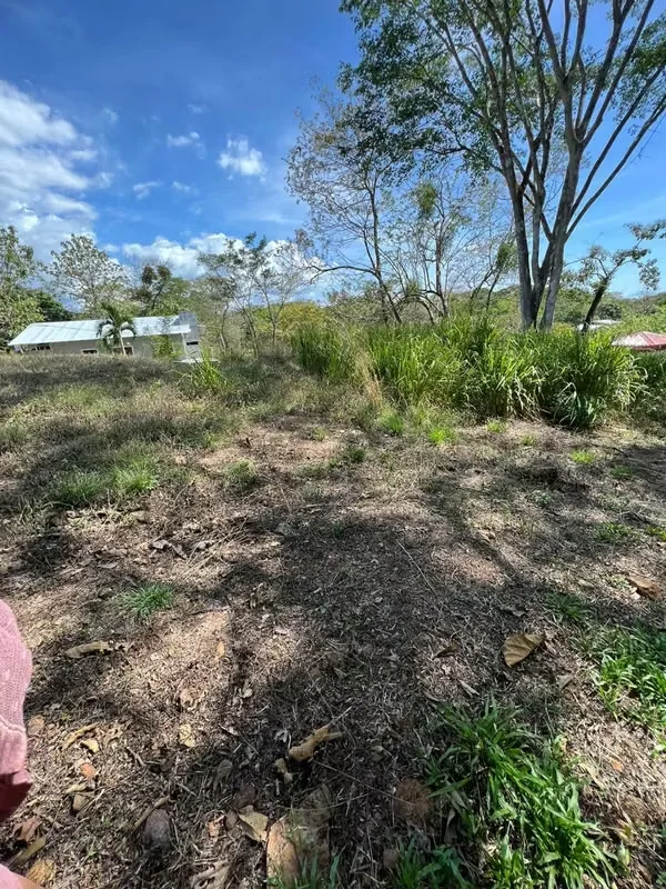 Lote en Condominio Don Jesús. Titulado, con disponibilidad de luz y agua. Cerca de escuelas, colegios, supermercados. Cuenta con cerca perimetral. — photo 5