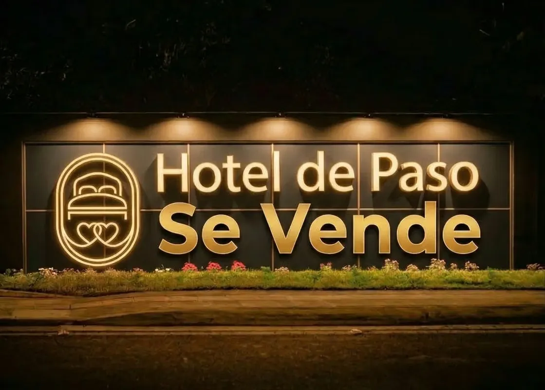 Propiedad comercial en venta: Hotel de paso operativo + 33,000 m² de terreno estratégico sobre Ruta 27, en las cercanias de La Guacima, Turrucares, Coyol y Ciruelas de ...