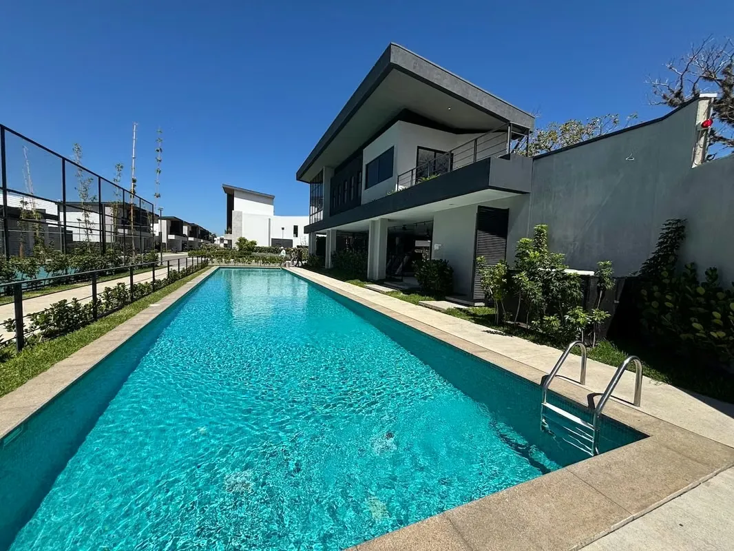 VENTA DE LOTE EN CONDOMINIO LATITUD LINDORA