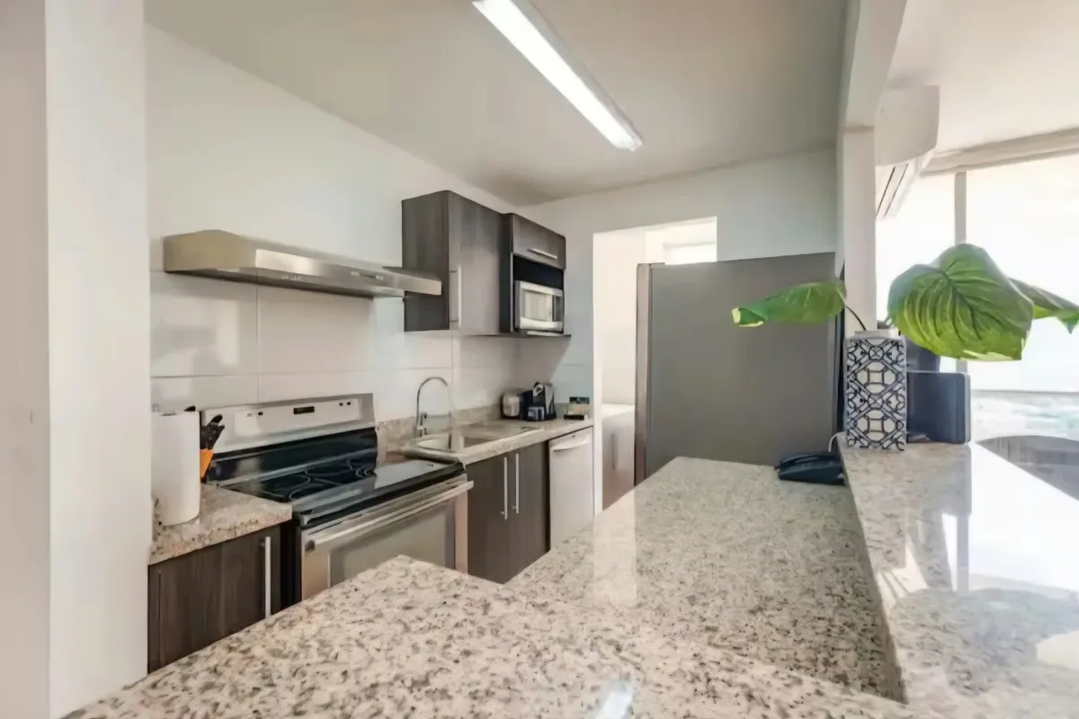 Pent House Amueblado y Equipado a 9 Km Aeropuerto, Heredia