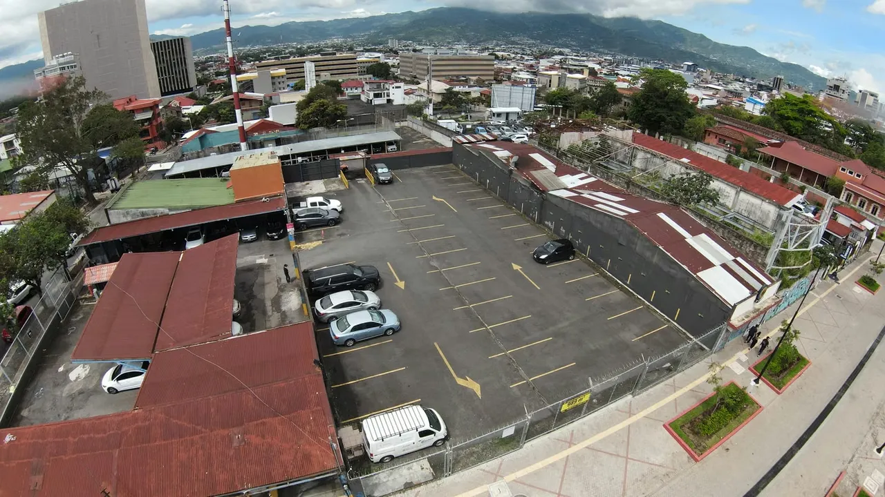 Lote en venta en Distrito El Carmen, San José ID 26760 DL