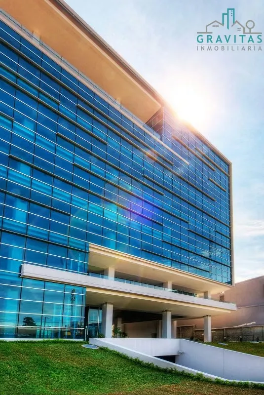 Rental of beautiful offices in modern and luxurious Oficentro Condal, San Pedro.