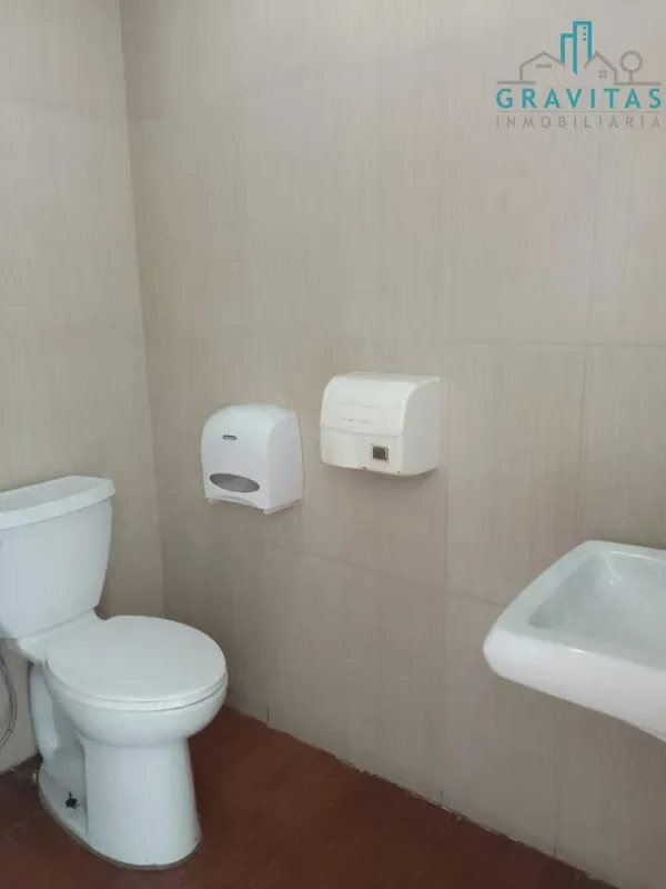 Offices available in Oficentro Tournon, near consumer and trade centers. — photo 3