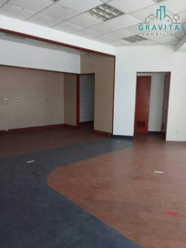 Offices available in Oficentro Tournon, near consumer and trade centers. — photo 5
