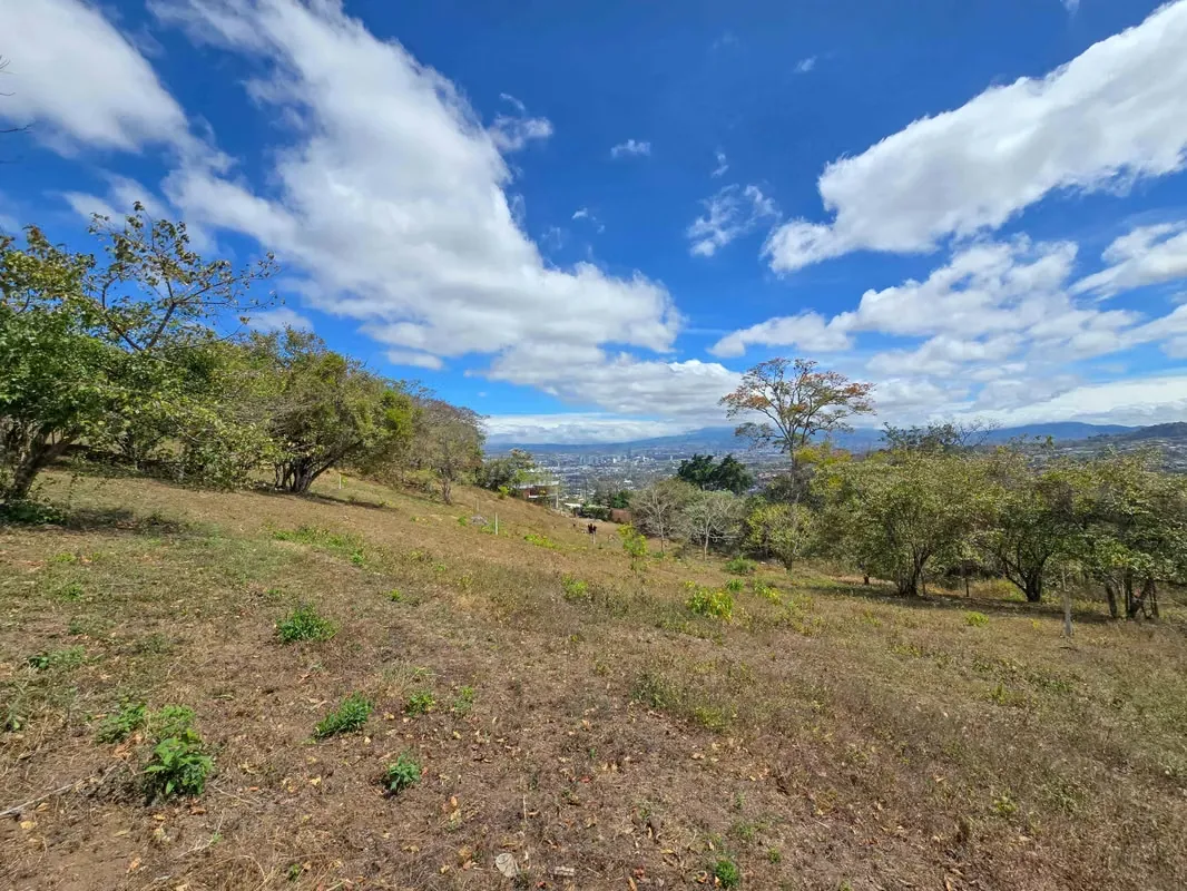 Land for sale | City & mountain views | Utilities available | Starting at $180,000