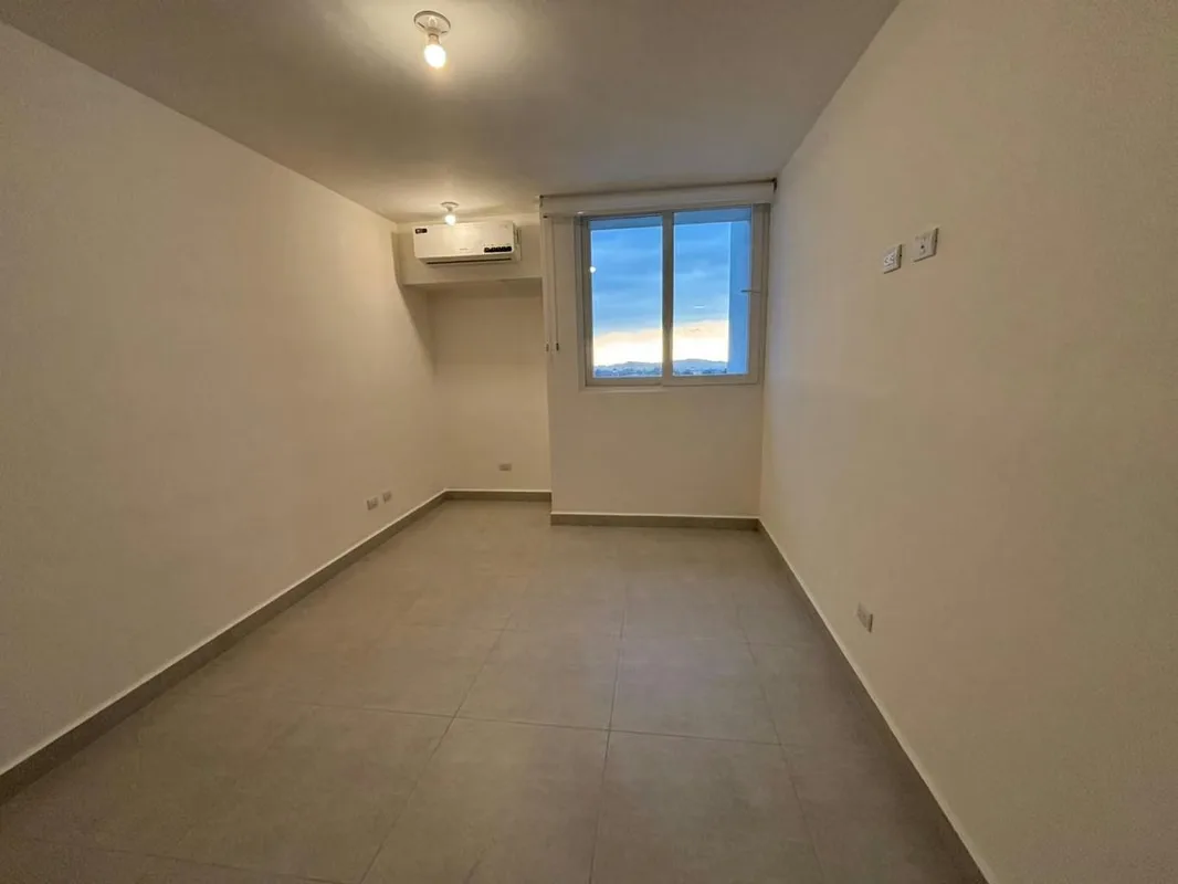 1-BEDROOM APARTMENT IN LA URUCA - 11TH FLOOR WITH APPLIANCES — photo 4