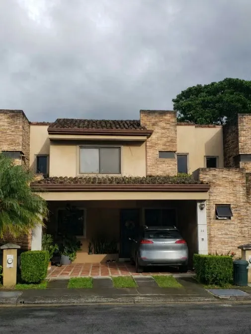 CASA EN ALQUILER | CONDOMINIO COLONIA DEL ROBLE, CURRIDABAT