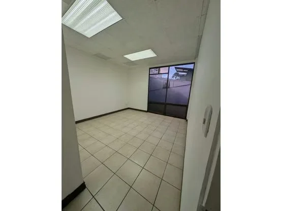 OFFICE FOR RENT, SAN JOSÉ, PASEO COLÓN - — photo 2