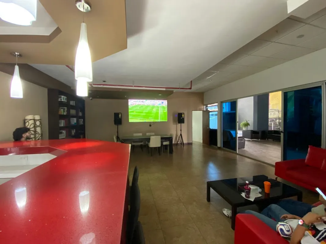 Enjoy urban living with spectacular views and excellent amenities in one of San José's most desirable residential towers. — photo 3