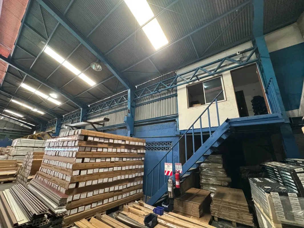 Industrial warehouse for rent in La Uruca | 1,913 m².