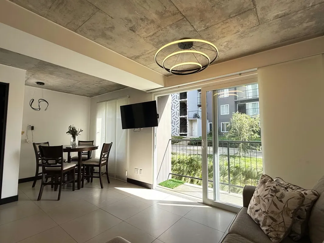 Apartamento Full Amueblado en Alquiler Condominio KHAYA Curridabat  Listo para Mudarse
