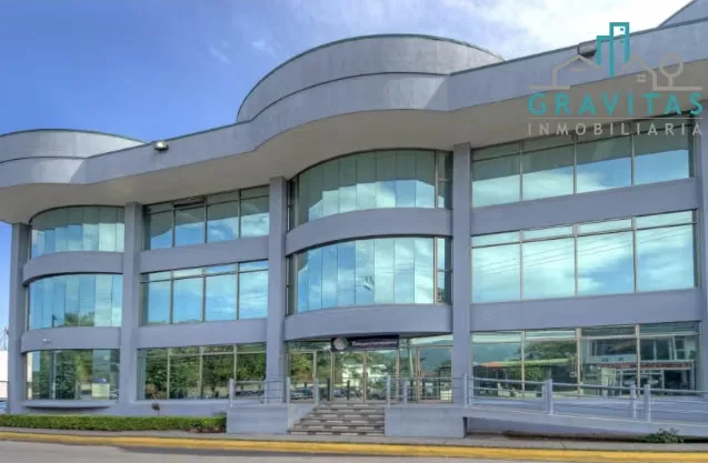 Edificio en alquiler en Santa Ana, 4038m2 ID 768