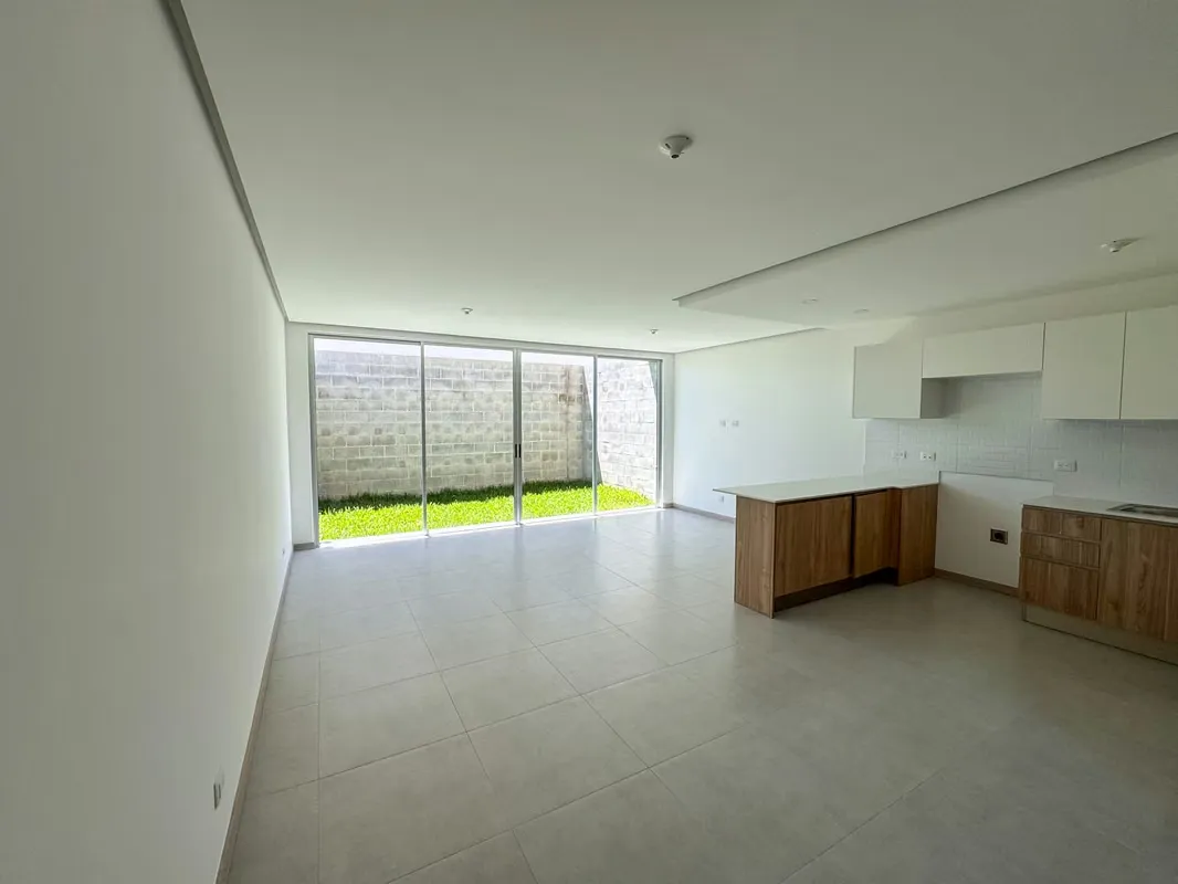 BRAND-NEW HOME FOR RENT IN CONDOMINIUM DISTRITO 5, RIO ORO SANTA ANA