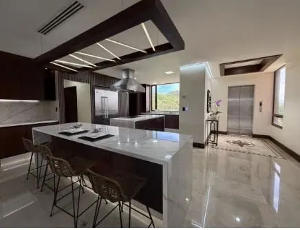 Descubre este espectacular apartamento en alquiler ubicado en una de las zonas