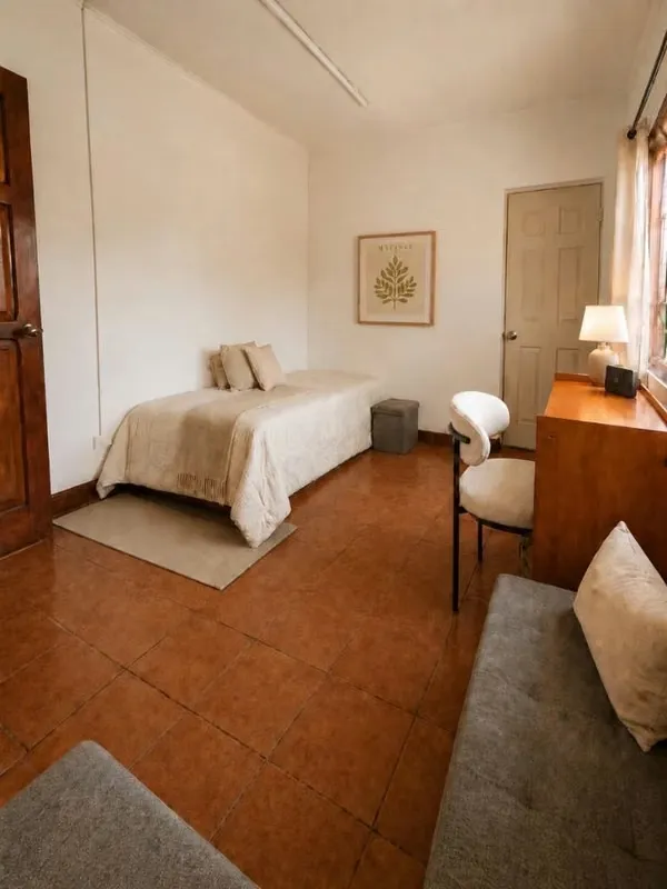 210 colones , Alquiler de Habitación - Semi amueblado - SAN PEDRO - BARRIO DENT , CERCA DE UCR - MALL SAN PEDRO , Ubicación perfecta para quienes buscan comodidad y seguridad en las ... — photo 3