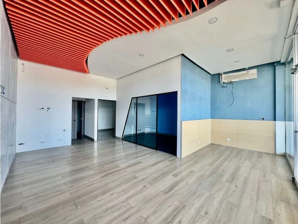 Te invitamos a formar parte de nuestro vibrante centro comercial en una de las zonas de mayor desarrollo y atractivo turístico en ...