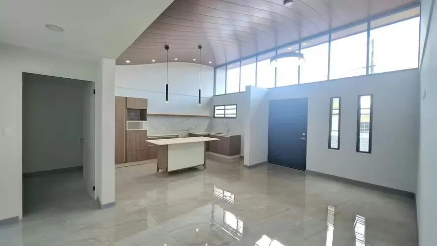 House for sale in Desamparados 18260
