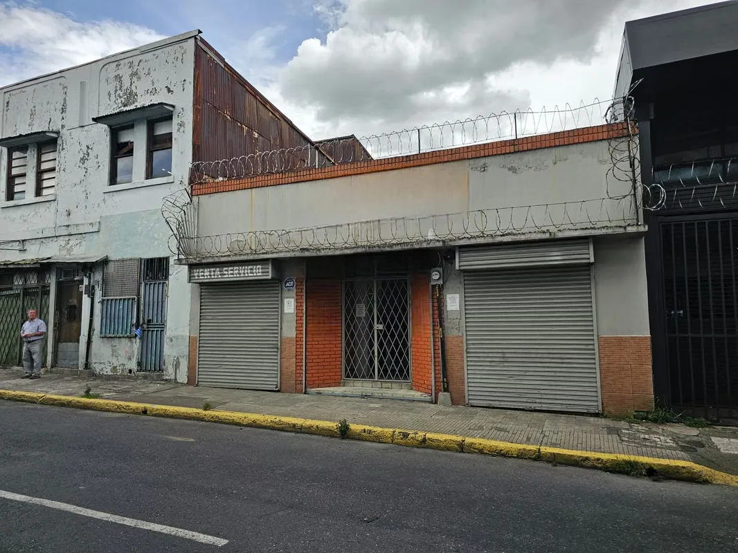 MA Asesoría vende propiedad comercial en el corazón de San José, cerca de la Bomba de La Castellana — photo 2