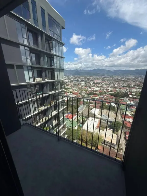 Alquiler de Apartamento a Estrenar en piso 30 Secrt Escalante