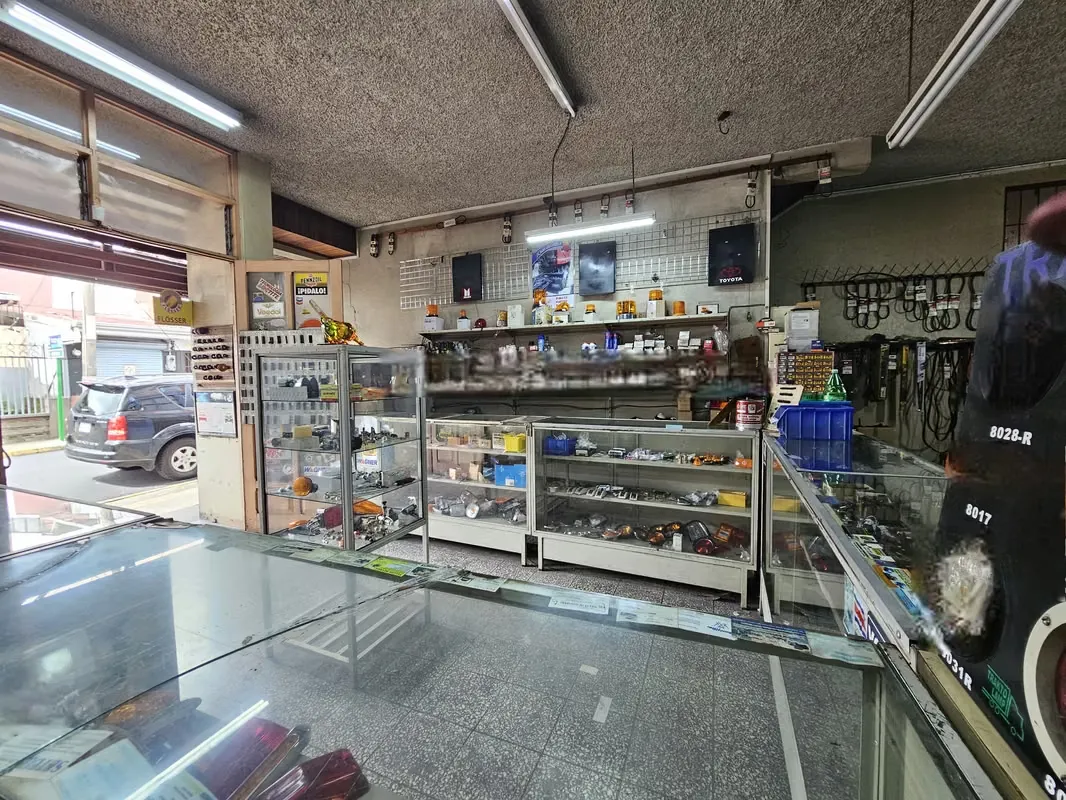 Edificio con Casa, Local Comercial y Bodega centro de Alajuela, Alajuela