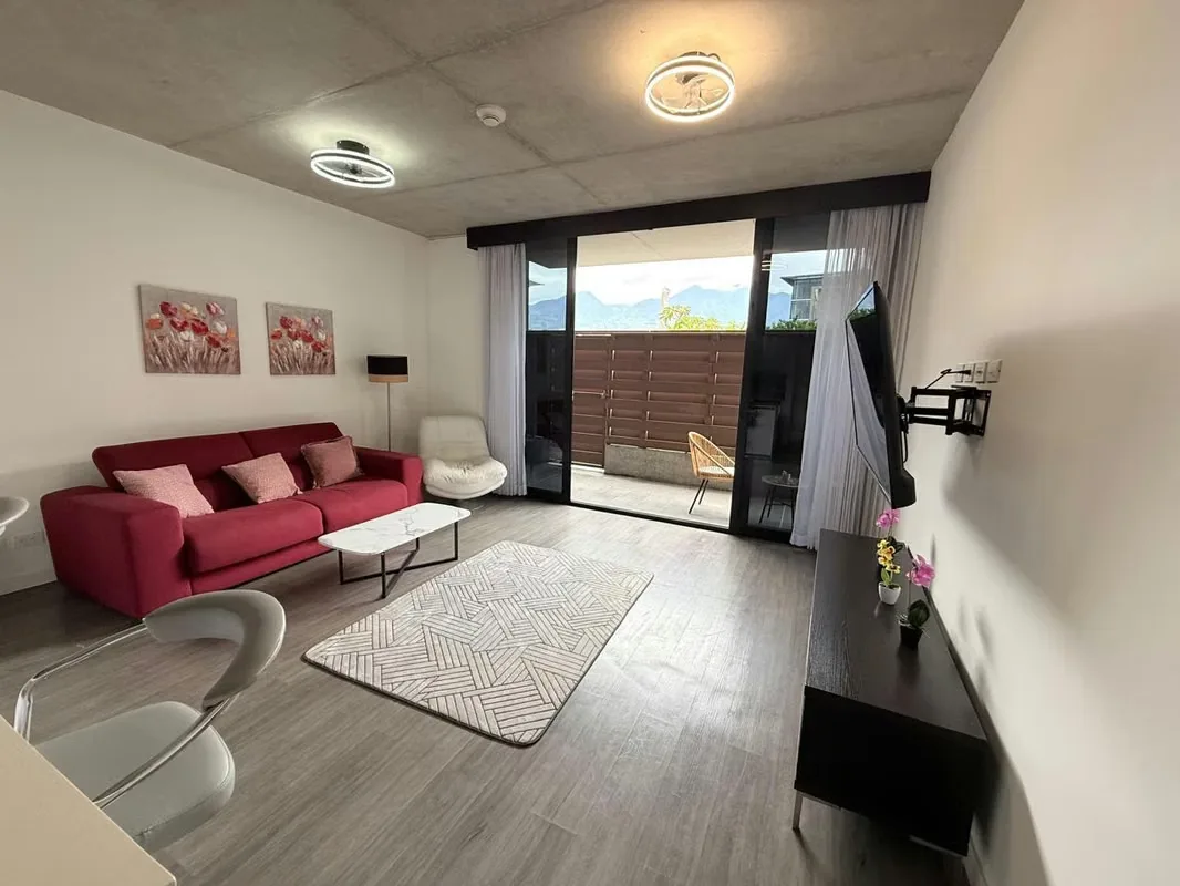 Beautiful Furnished Apartment for Rent in the great Escazú Village Condominium. Enjoy the comfort, security, and excellent location offered by this elegant, fully furnished apartment, ...