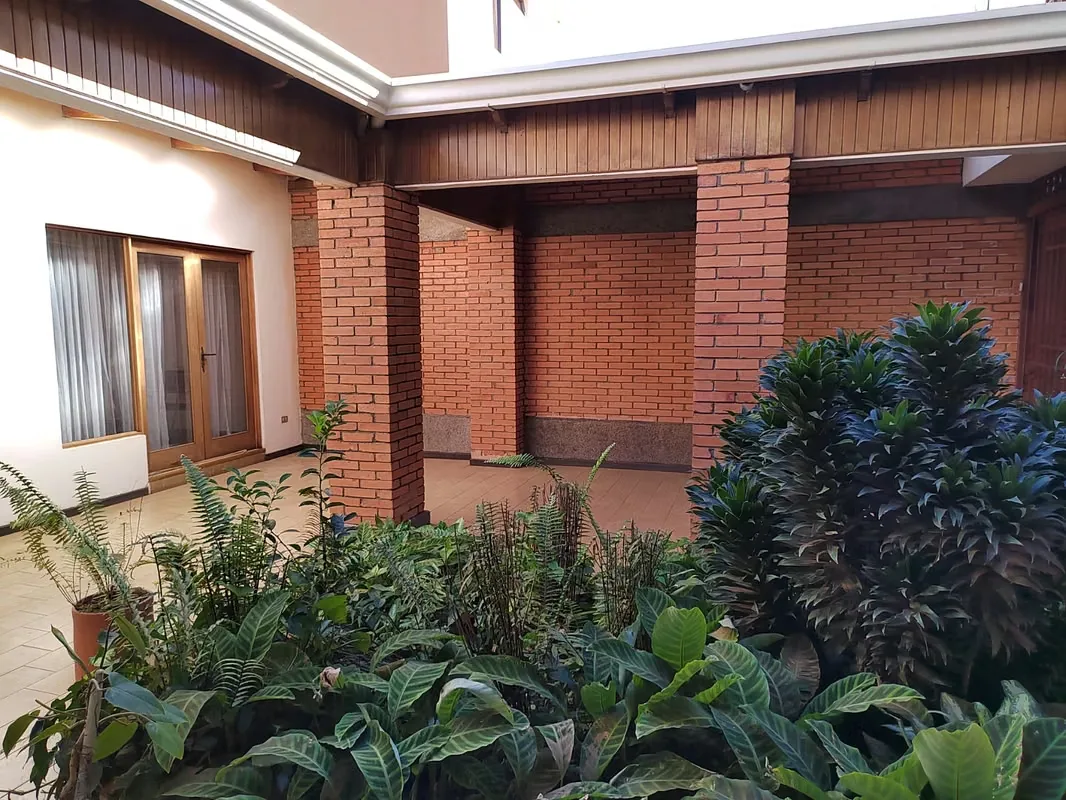 3 bedroom furnished APARTMENT