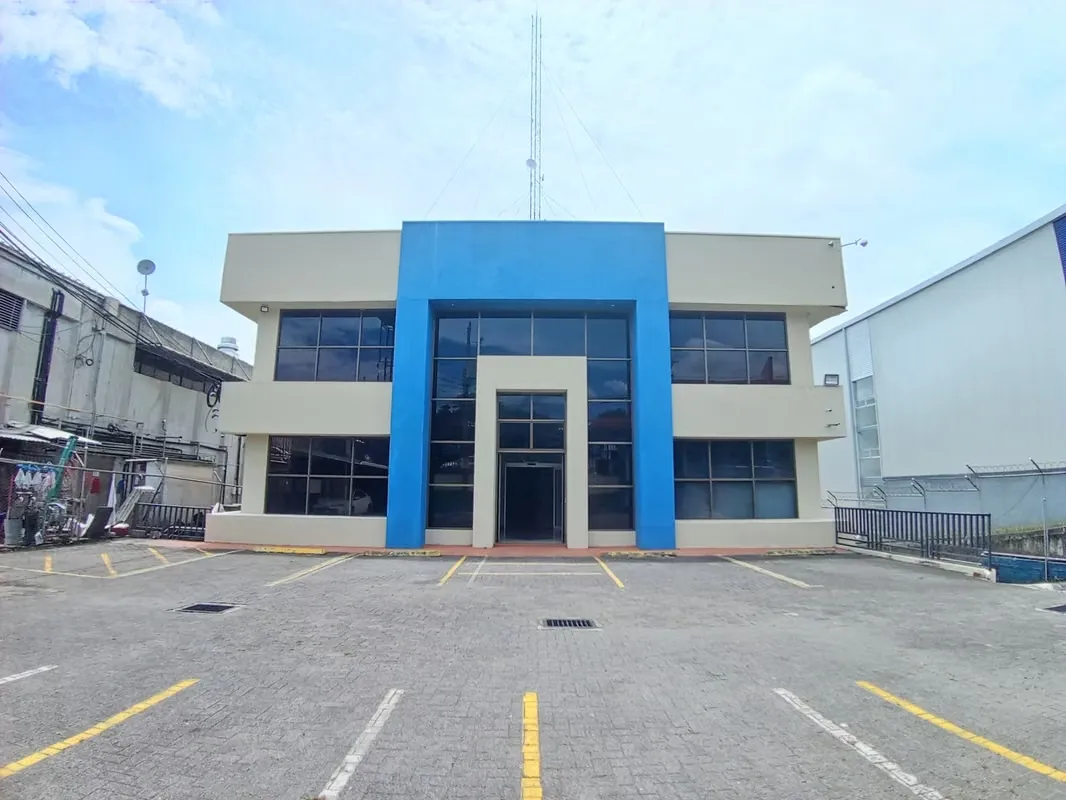 OFFICE FOR RENT IN ESCAZU, GUACHIPELIN