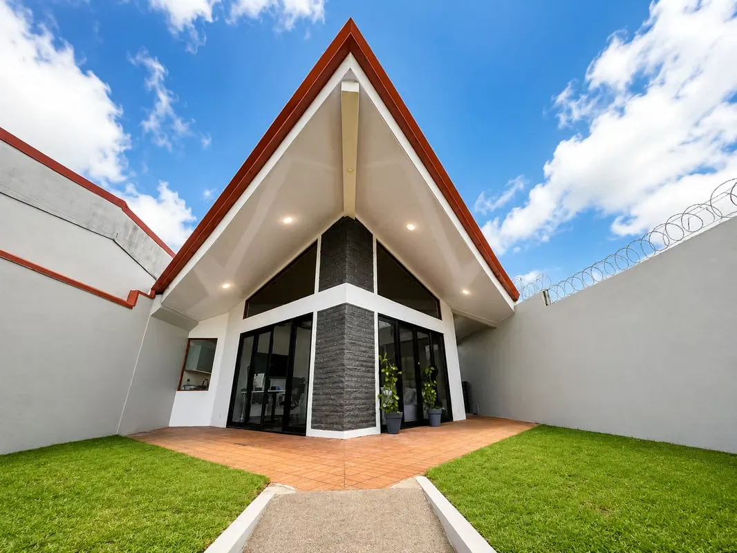 Remodeled Home for Sale in La Ceiba, Alajuela | Prime Location Near Automercado & Airport