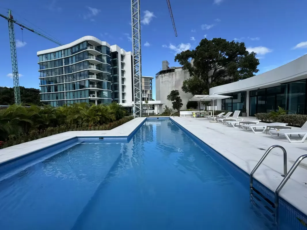 APARTAMENTO EN ALQUILER EN PRIMER NIVEL – SAN RAFAEL DE ESCAZÚ