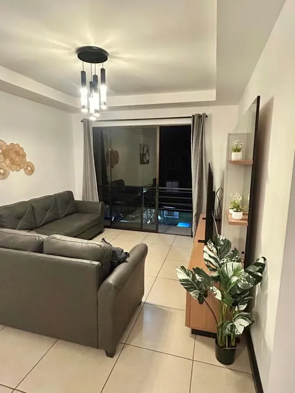 Rental Full Amoblado width 124; Condo Torres del Sol width 124; Between Pinares and Tres Rios