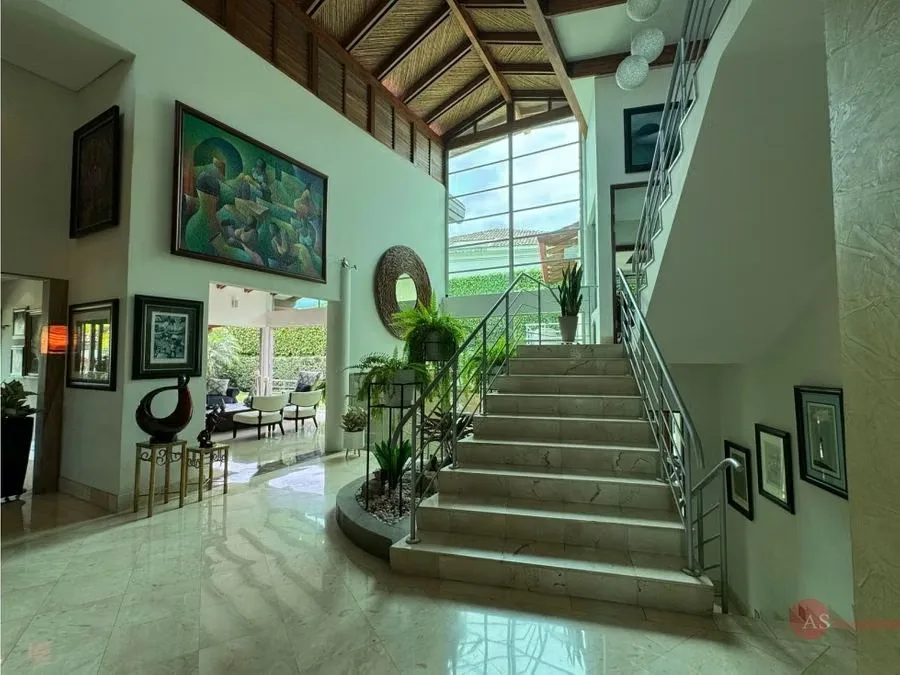 SALE HOUSE IN CONDO HILL HIGH - ESGAZU