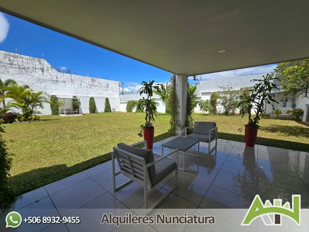 Furnished apartment for rent in Escazú, Trejos Montealegre.