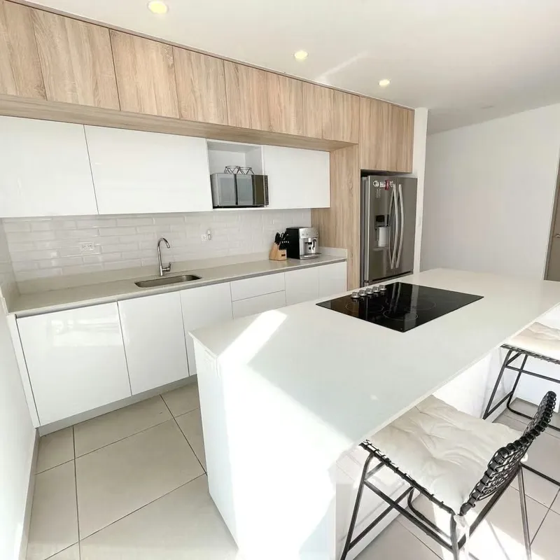 Venta de Casa en Condominio en Río Oro, Santa Ana con Jardín y Excelentes Amenidades