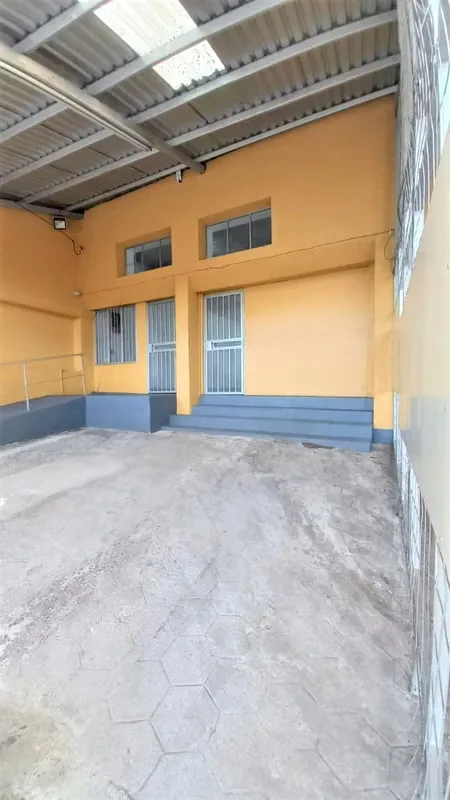 Bodega de 200m2 aprox. en Guadalupe. — photo 4