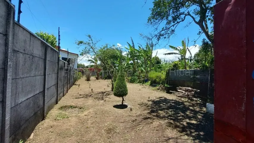 Venta de Lote en Santo Domingo-San Miguel, Heredia. 26-1931