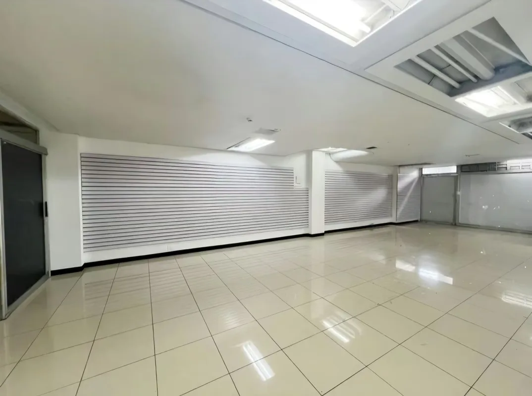 MA Asesorías alquila para el mes de Agosto 2026, Local Comercial ubicado en el Centro Colón, Paseo Colón, San José — photo 3