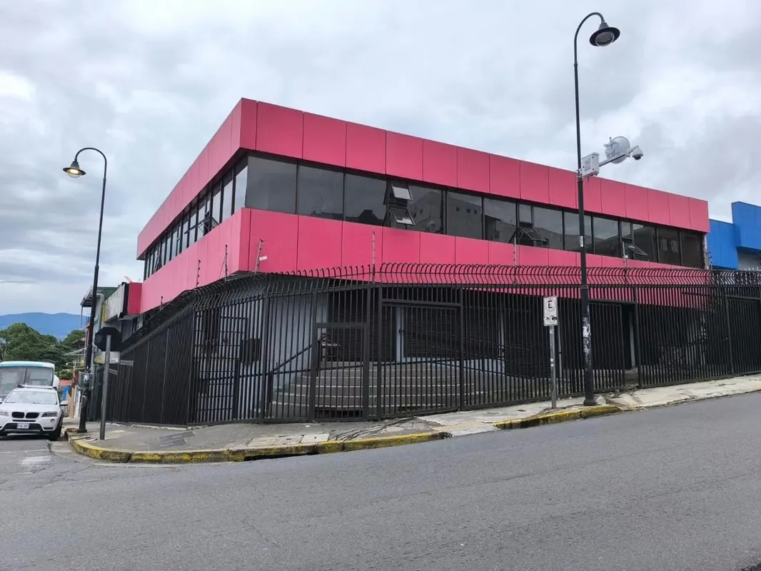 Apartment for rent in condominium in La Uruca with amenities