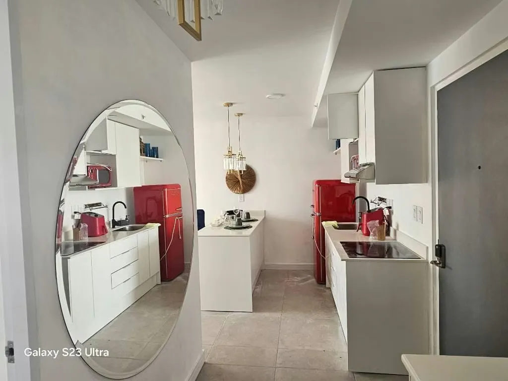 Hermoso apartamento de 2 habitaciones, 1 baño, 1 parqueo, amueblado, excelentes amenidades, Gym, piscina, salón multiuso, jacuzzi, seguridad 24/7 — photo 3