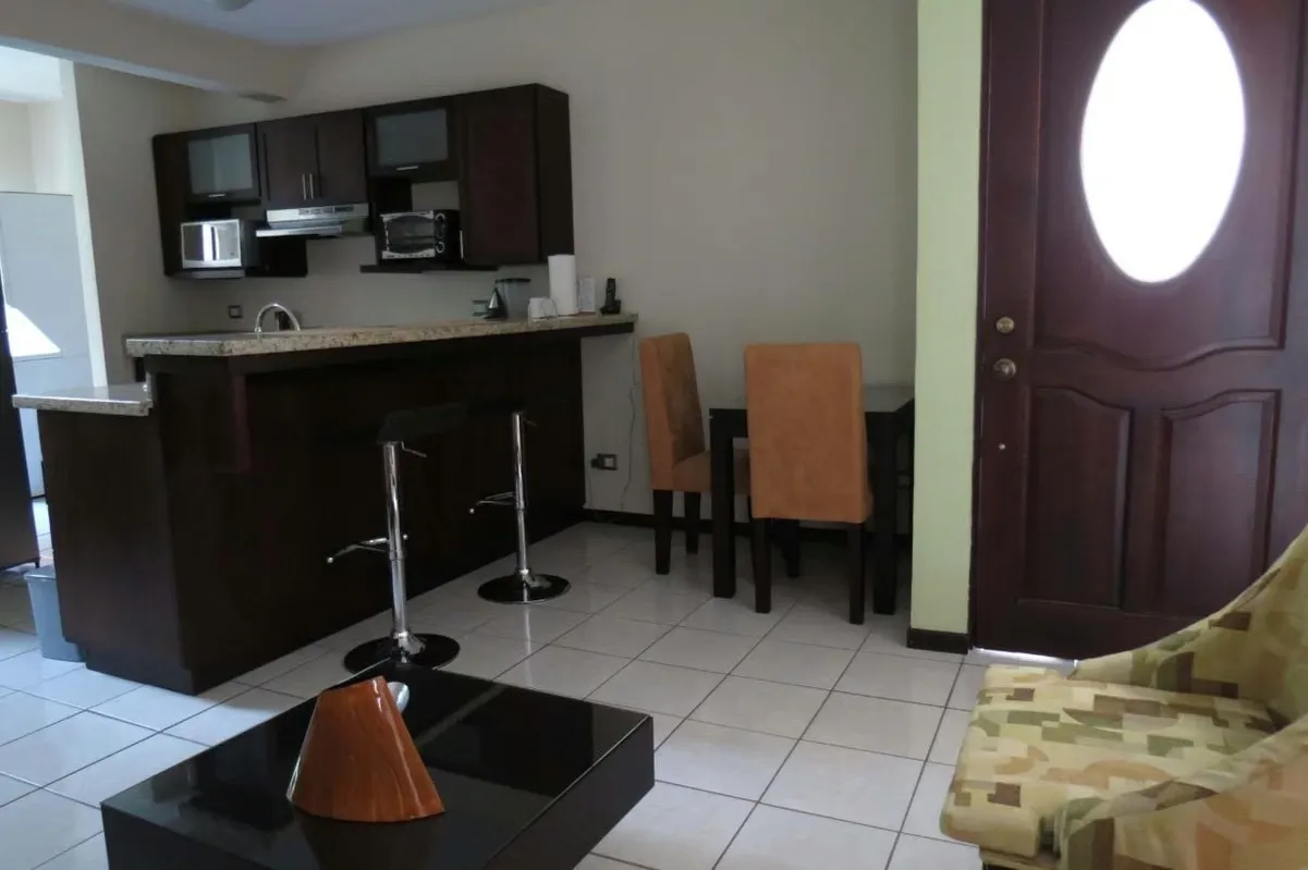 ALQUILER APARTAMENTO AMOBLADO $ 1.100 GUACHIPELIN