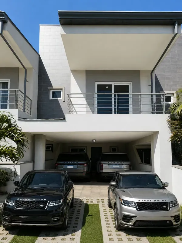 Condominio Rio Palma, gran patio, terraza, 4 parqueos y mezzanine