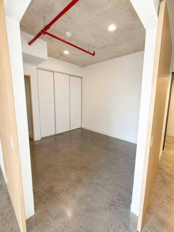 Modern Apartment for Rent at Urban Escalante — photo 5