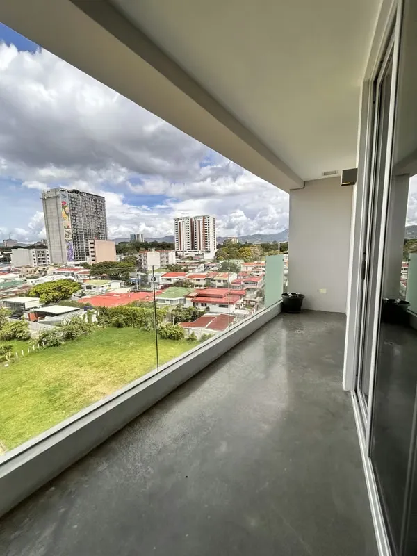 Viva en un sofisticado edificio con lindas amenidades. Cerca de muchos sitios de interés. — photo 4