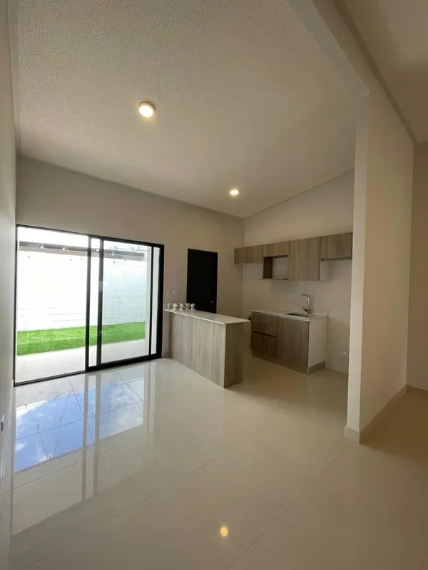 Alquiler en Condominio Santa Ana Lindora | 3 Habitaciones | Aire Acondicionado | Amenidades Premium