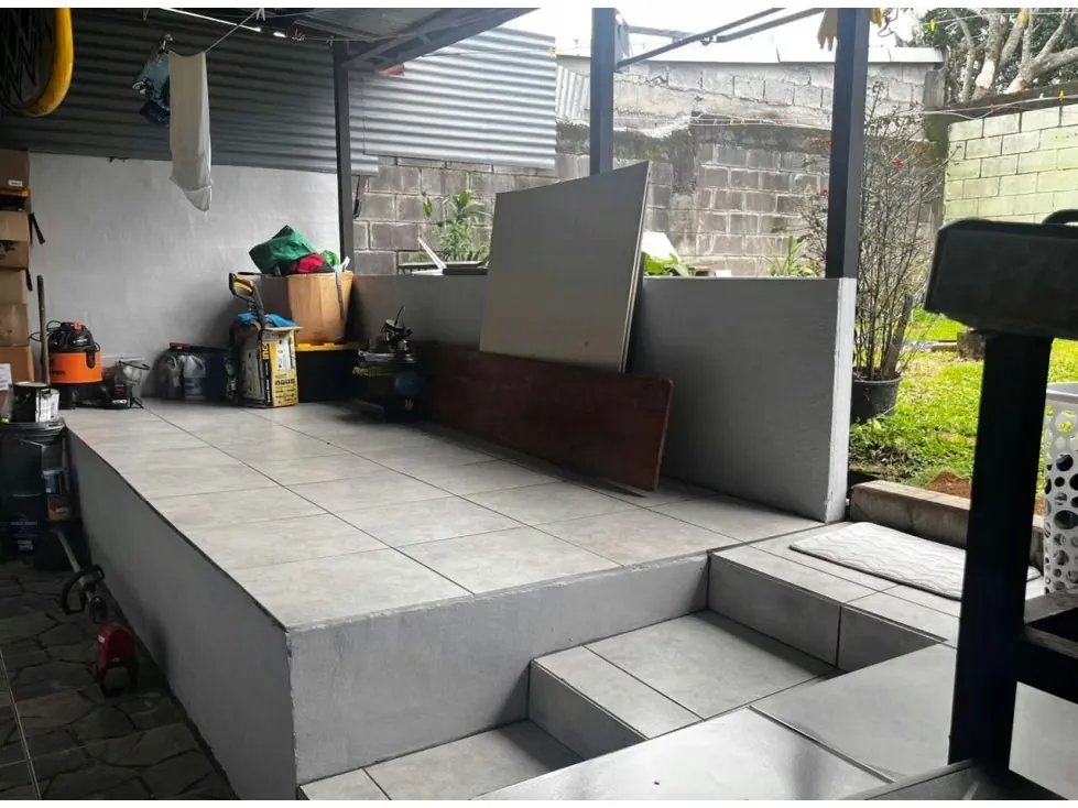 Venta de hermosa propiedad con 2 casas en San Miguel de Santo Domingo, Heredia — photo 2