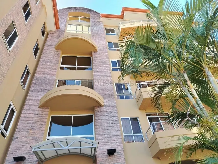 Venta de Apartamento en San Rafael de Escazú. 26-2188 LCV