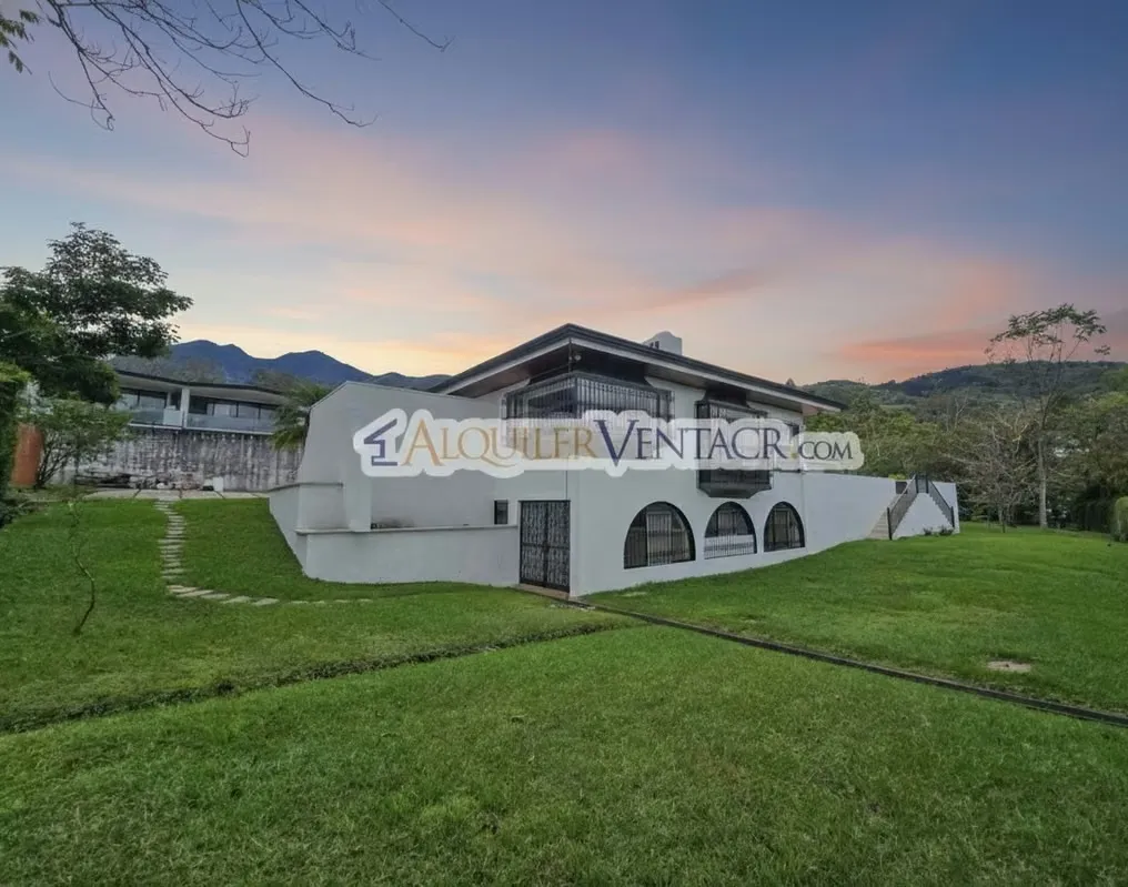 Luxury ONE-story home for rent in San Antonio Escazu with large lot & stunning views