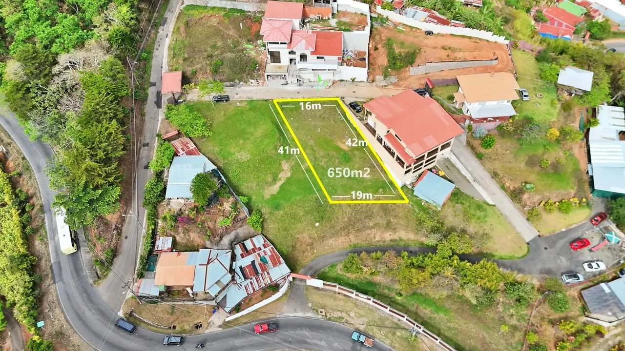 Lote en Venta con Vista Panorámica a la Capital – Aserrí, San José-B