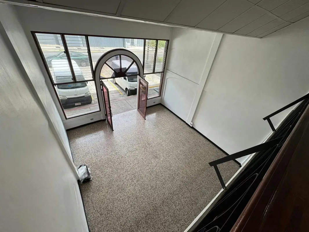 Commercial premises for rent near Paseo Colón | 24/7 security — photo 4