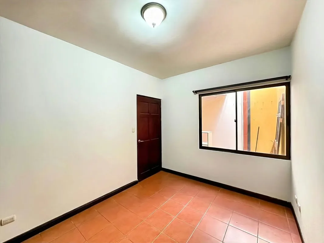 seguridad y una excelente ubicación en Santo Domingo de Heredia? Este apartamento es perfecto para ti. — photo 5